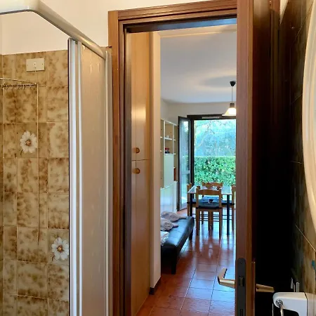 Forest Apt Sirmione Apartmán *